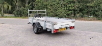 Henra bakwagen linksachter